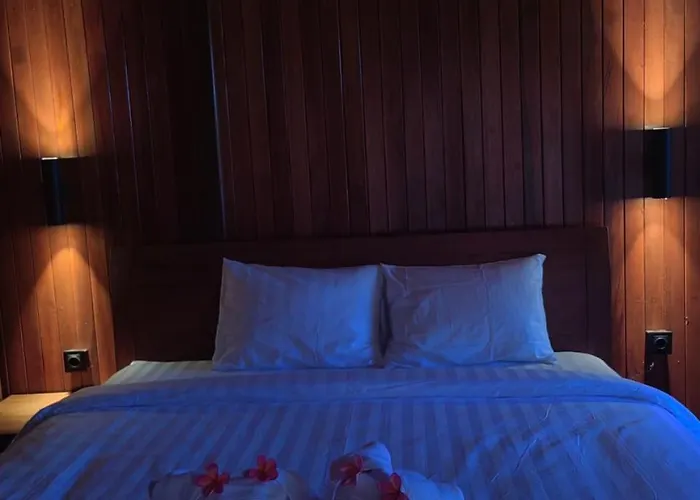 Bed & Breakfast Wooden Village Gayang