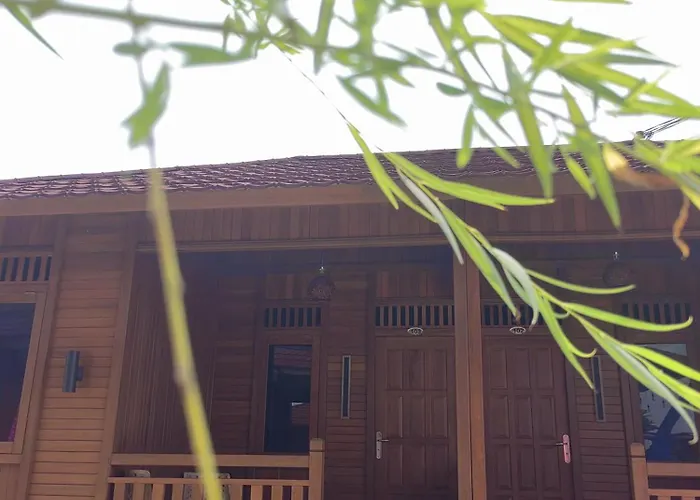 Bed & Breakfast Wooden Village Gayang