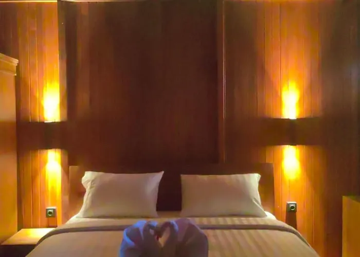 Wooden Village Gayang Bed & Breakfast